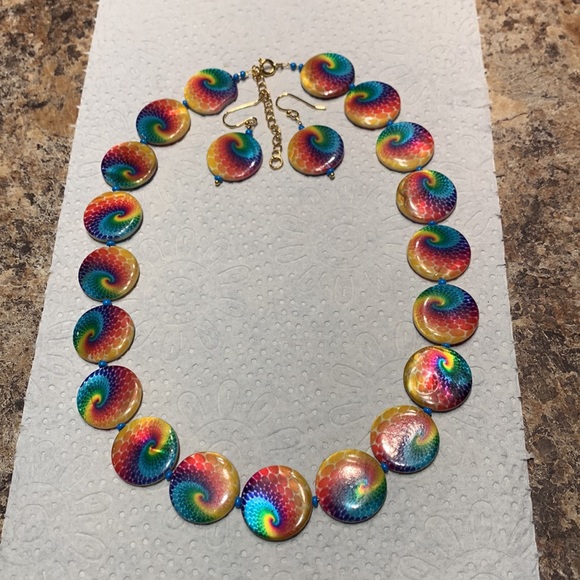 BoHo Necklace and earring set - Picture 3 of 4